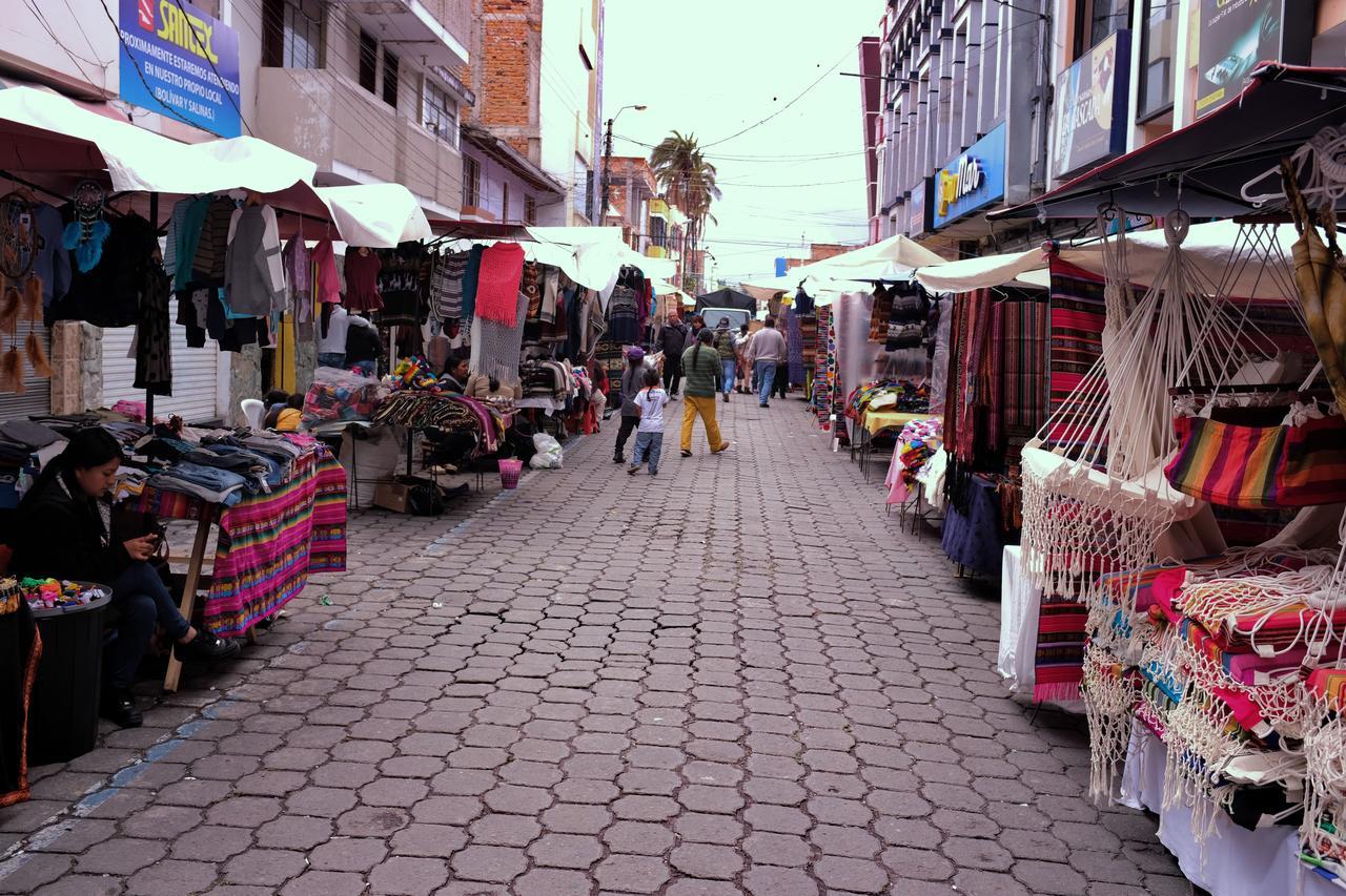 Aylluwasi Guesthouse Otavalo Esterno foto
