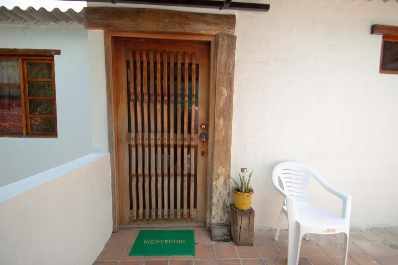Aylluwasi Guesthouse Otavalo Esterno foto